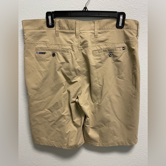 Hurley Dri Fit Men’s Shorts Size 34 - Picture 2 of 3